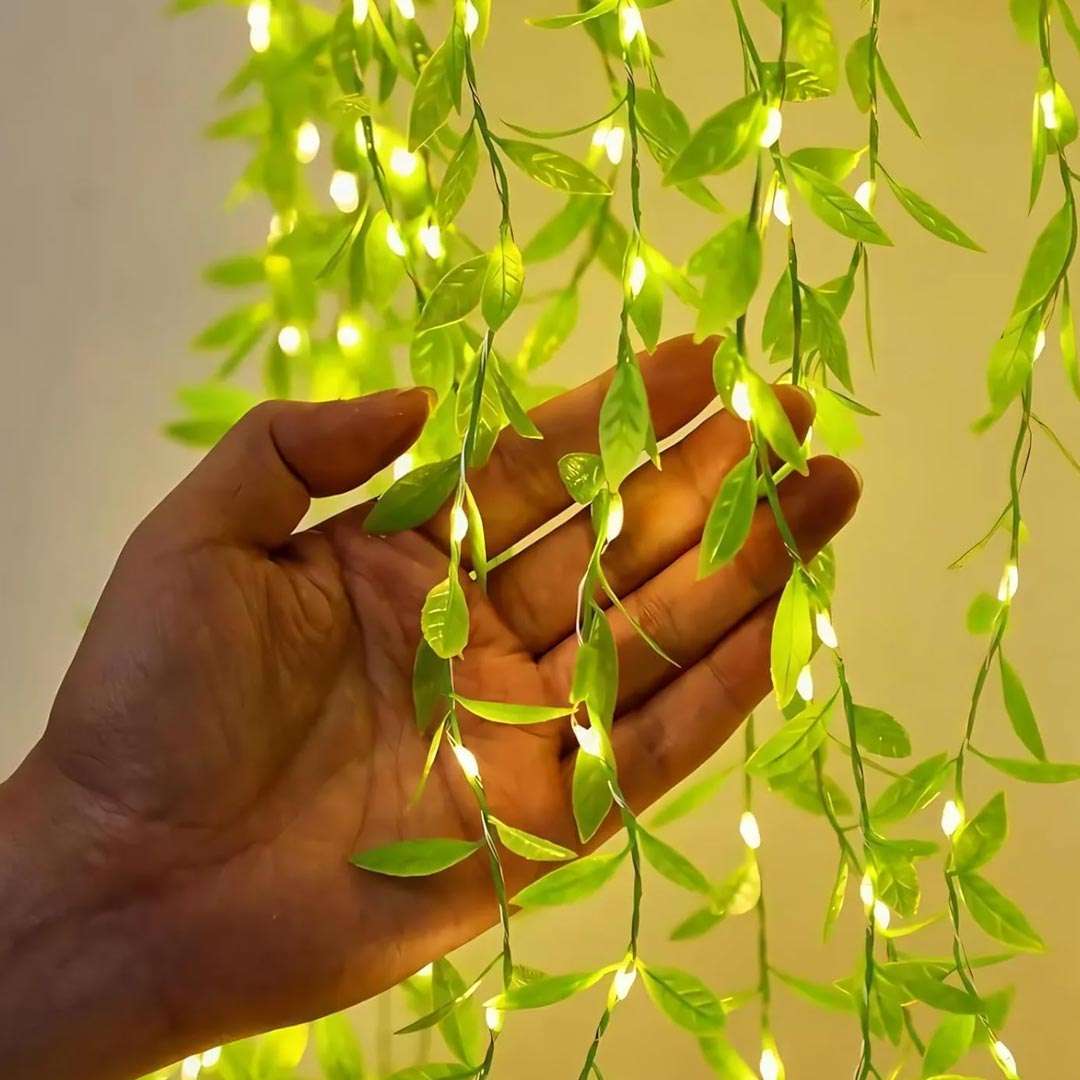 Leaf-Curtain-Light